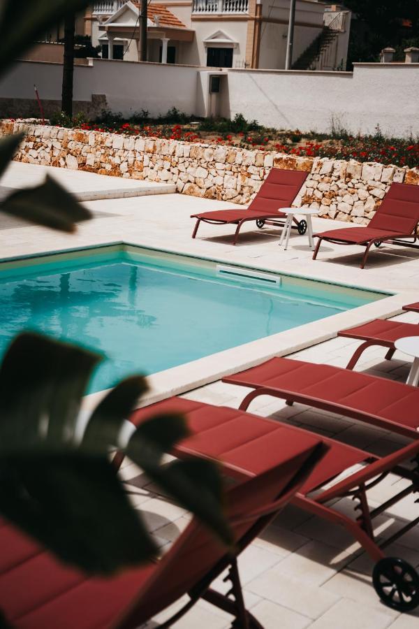 Le Canne Pool And Relax Pulsano Bagian luar foto