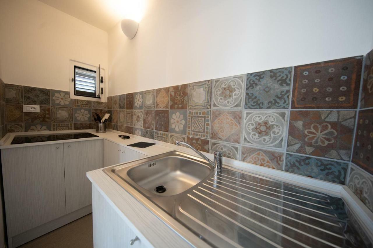 Le Canne Pool And Relax Pulsano Bagian luar foto